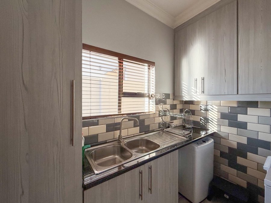 3 Bedroom Property for Sale in Melodie North West